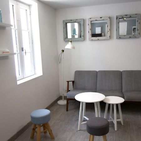 Cosy Apartment In The Center Of La Flotte Buitenkant foto
