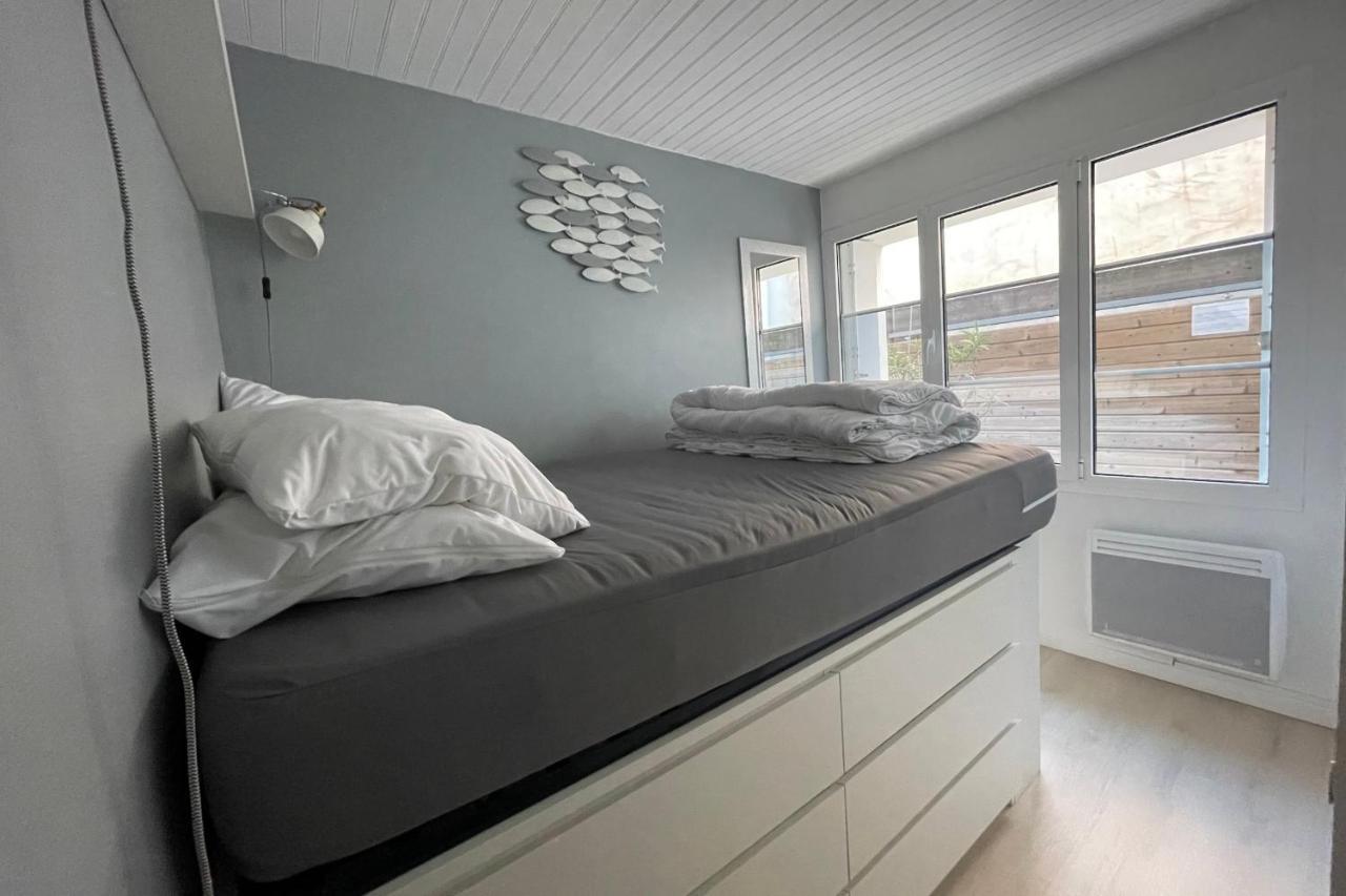 Cosy Apartment In The Center Of La Flotte Buitenkant foto