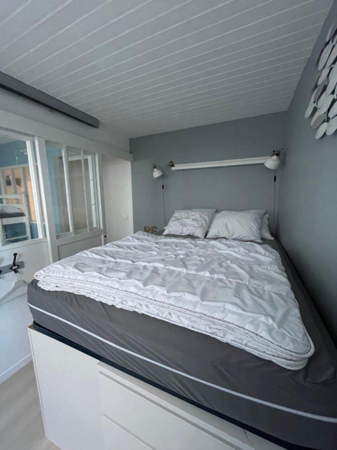 Cosy Apartment In The Center Of La Flotte Buitenkant foto